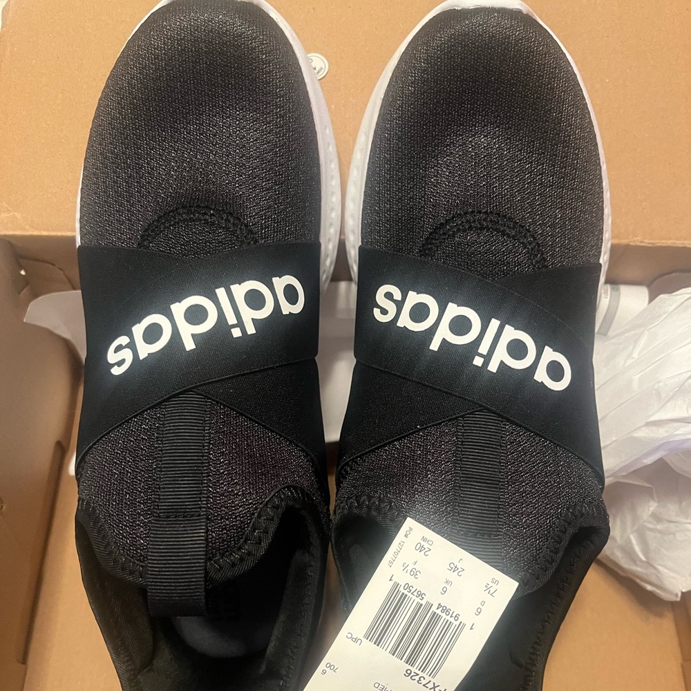 Adidas women’s tennis shoes